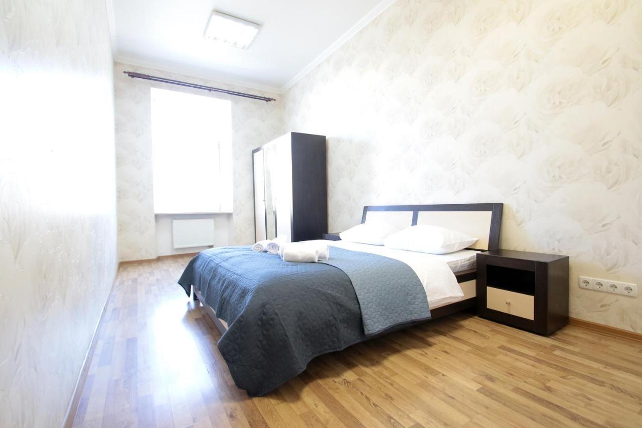 Deluxe Apartments 1326 Lviv Ngoại thất bức ảnh